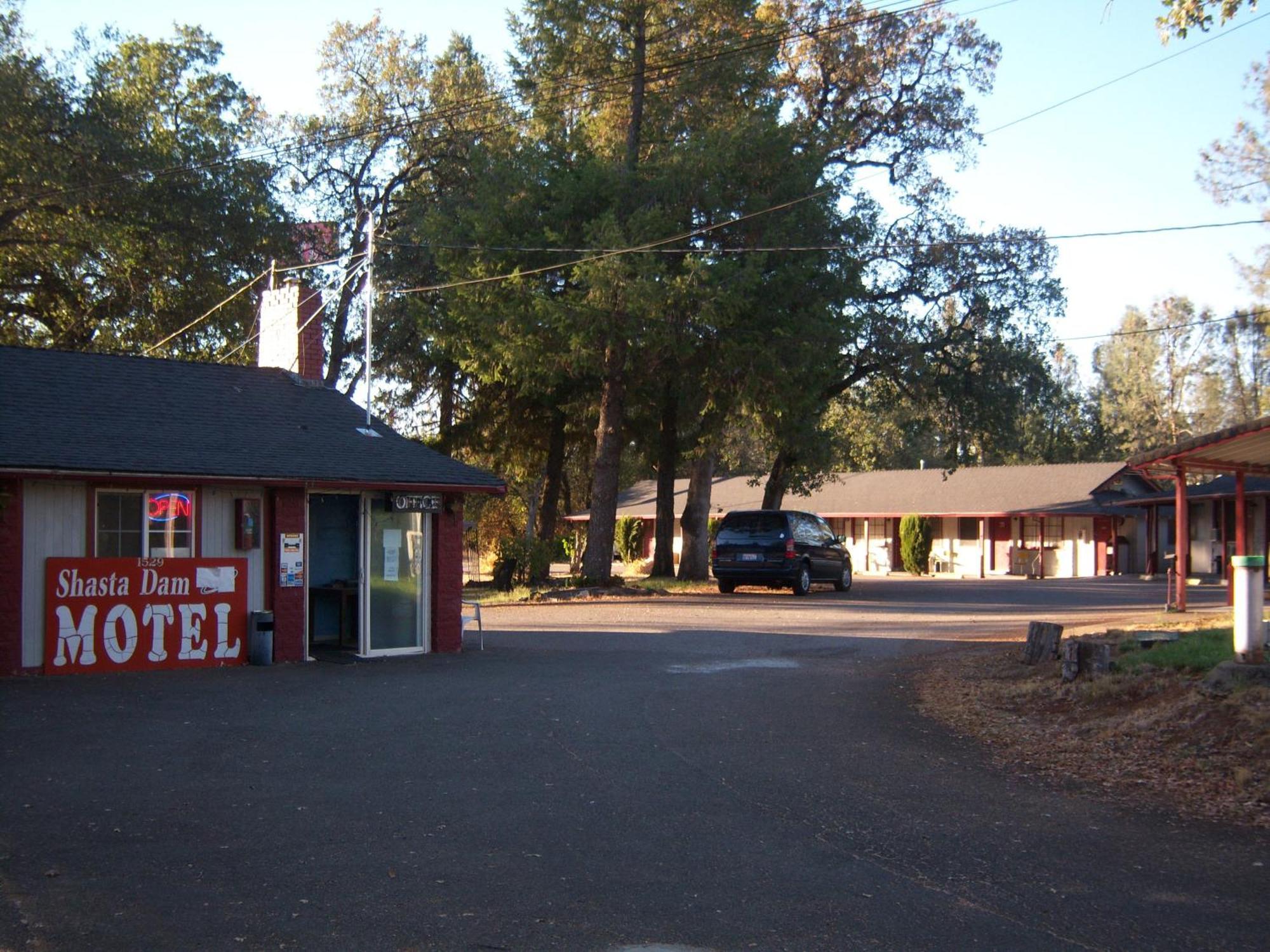 Shasta Dam Motel Shasta Lake Kültér fotó